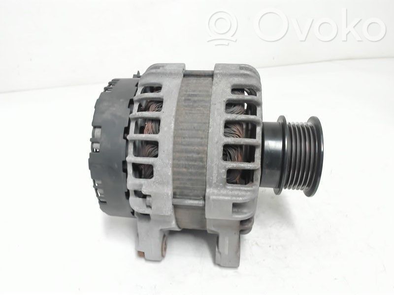 Volvo XC60 Generatore/alternatore 