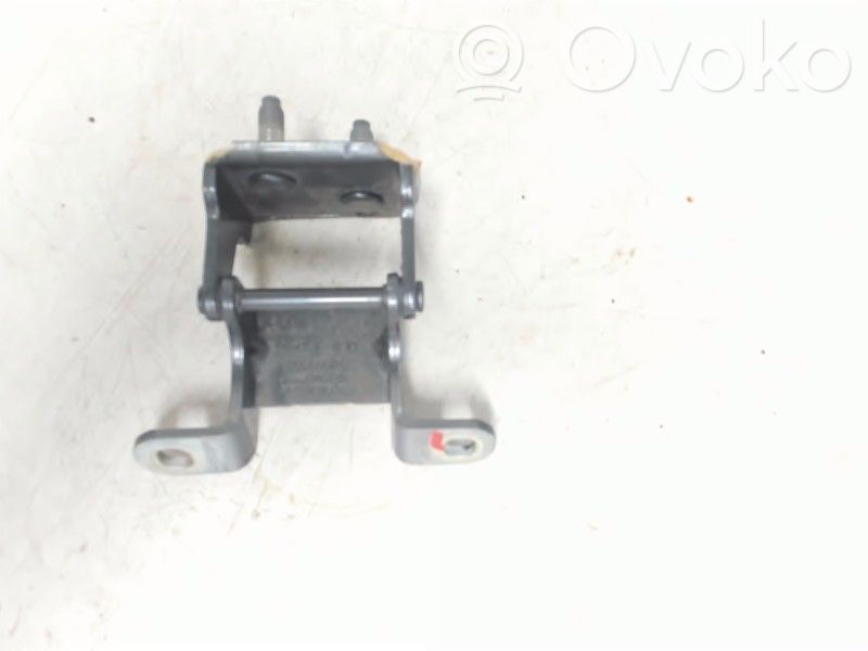 Tailgate/trunk/boot hinge   32338749,32338748