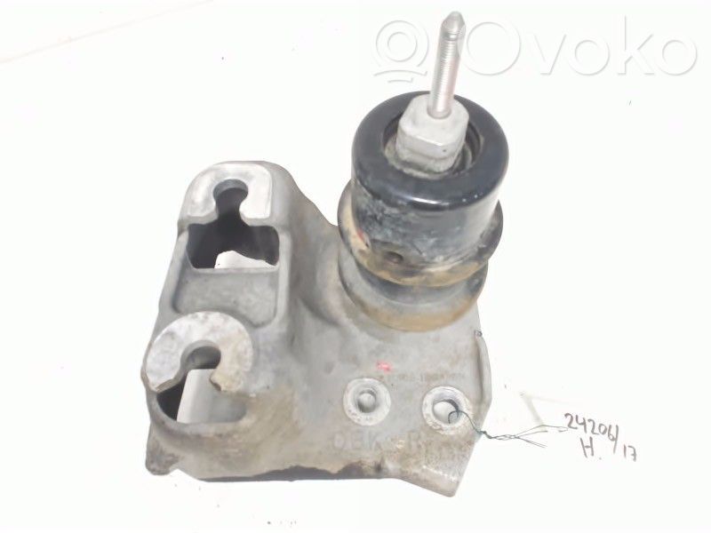 Subaru Outback (BS) Engine mounting bracket 