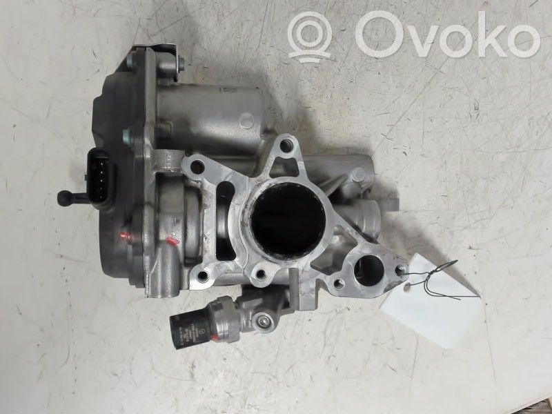 Mercedes-Benz C W205 Zawór EGR 