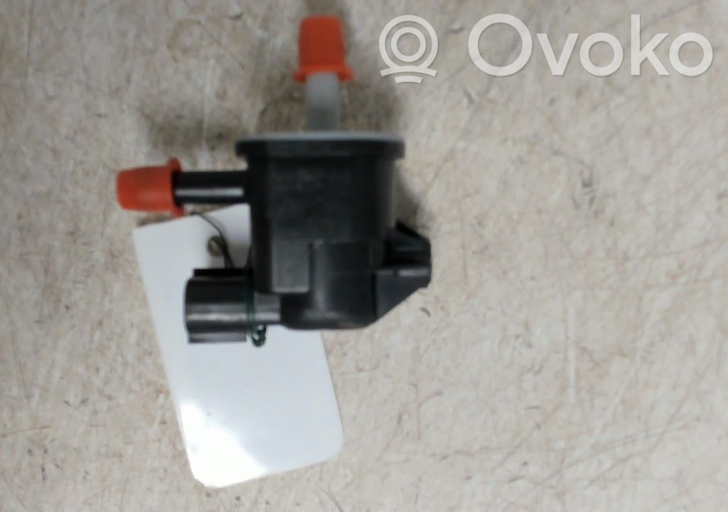 Toyota Yaris Cartucho de vapor de combustible del filtro de carbón activo 