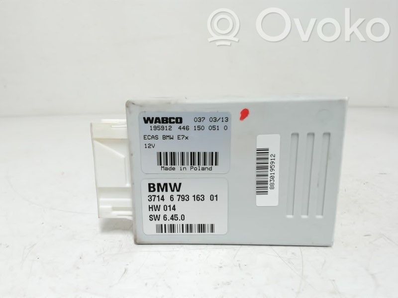 BMW X5 E70 Module de commande suspension 