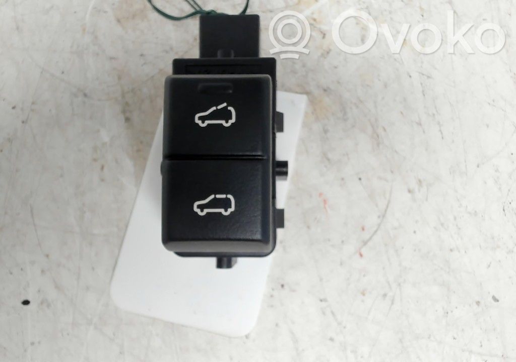 Land Rover Discovery 4 - LR4 Kattoluukun kytkin