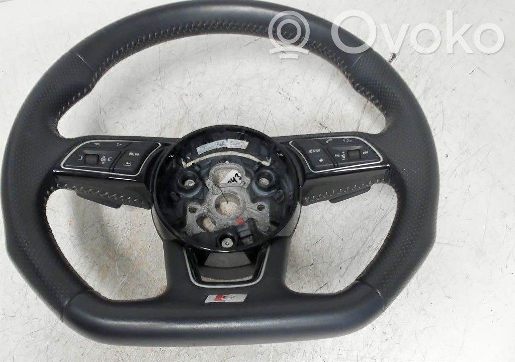 Audi A4 S4 B9 Ohjauspyörä 