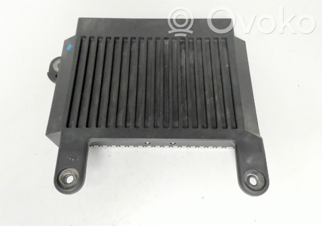 Volvo V70 Garso stiprintuvas 