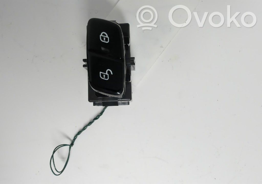 Volvo XC90 Central locking switch button 