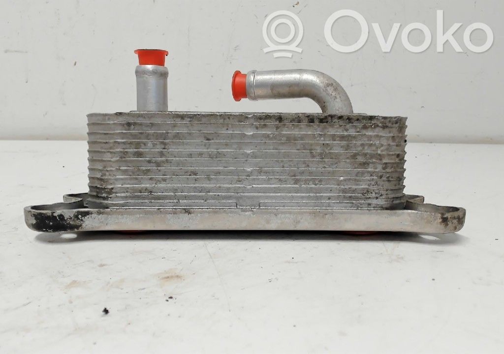 Volvo V70 Radiatore dell’olio del motore 