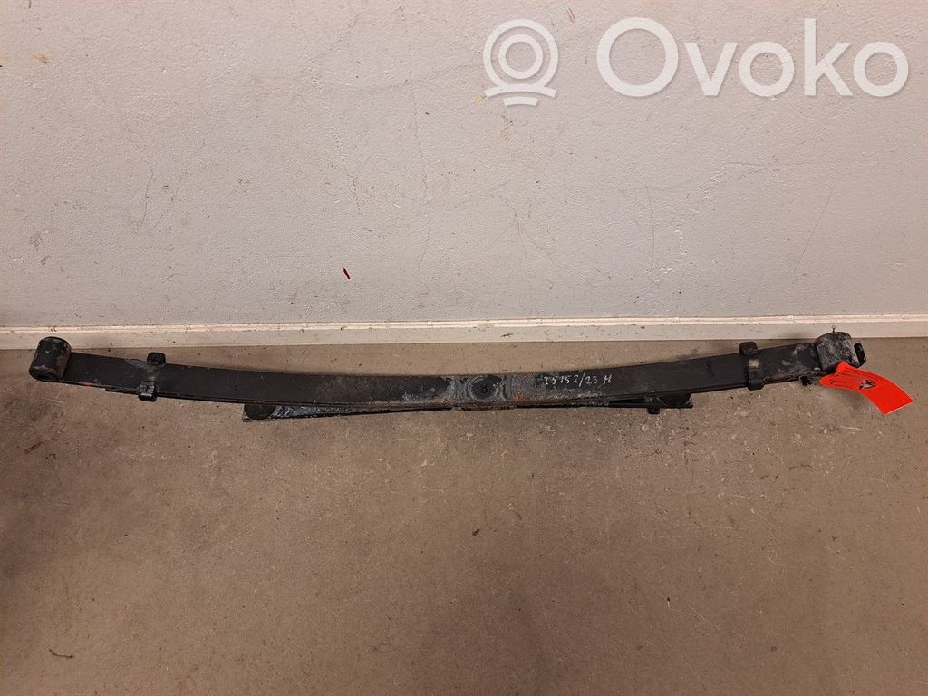 Rear leaf spring   8983922341