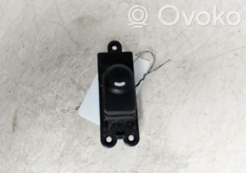 Hyundai i30 Comutator comandă geamuri electrice 