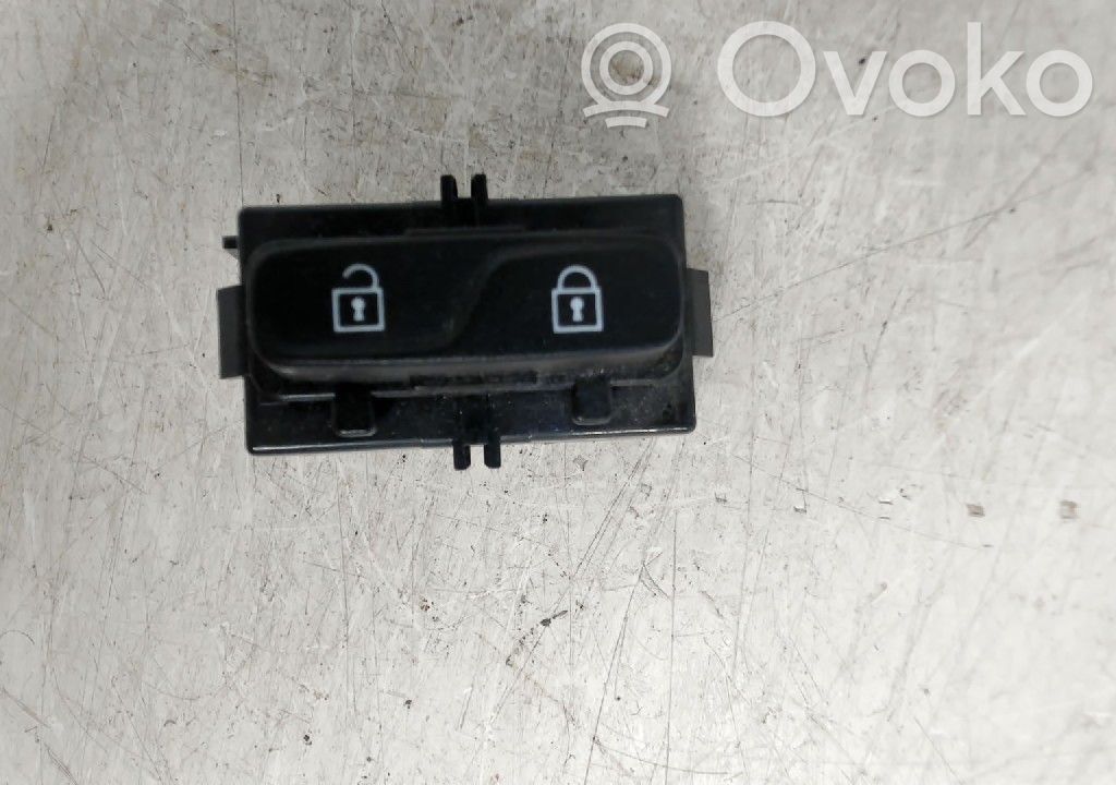 Central locking switch button   31343099,31343099