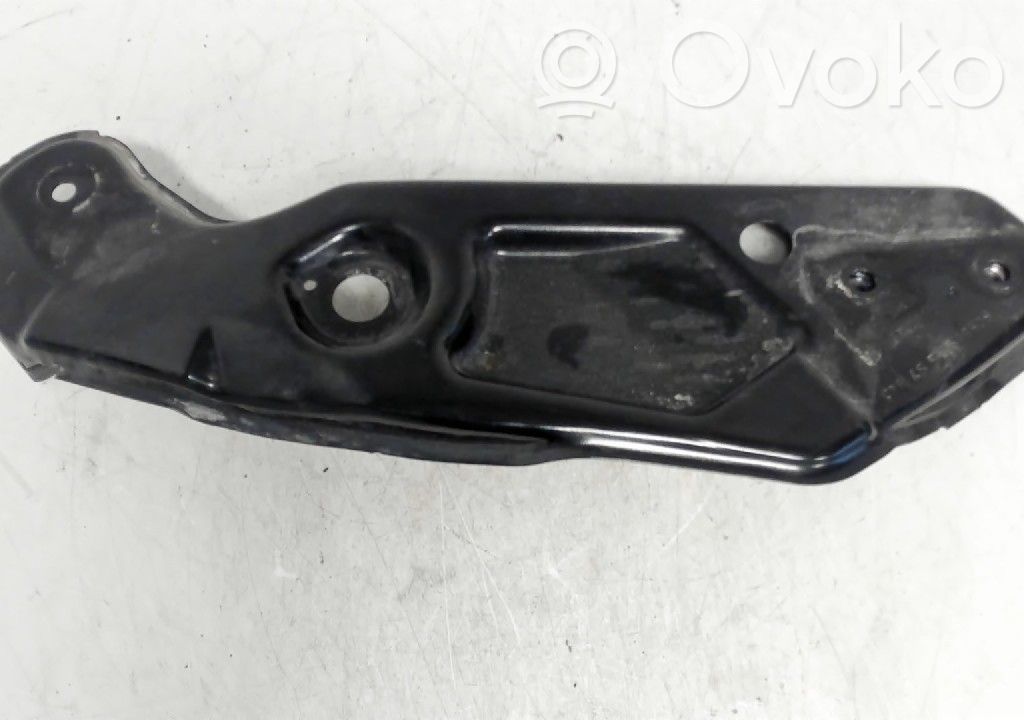 Seat Leon (5F) Ylempi jäähdyttimen ylätuen suojapaneeli 