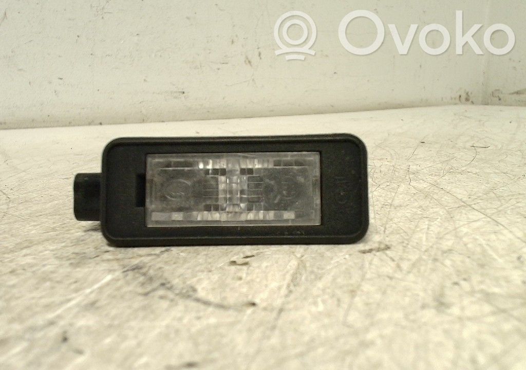 Luce targa   6340G3,9682403680