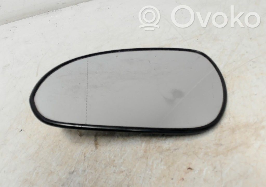 Vidrio del espejo lateral   876112R200