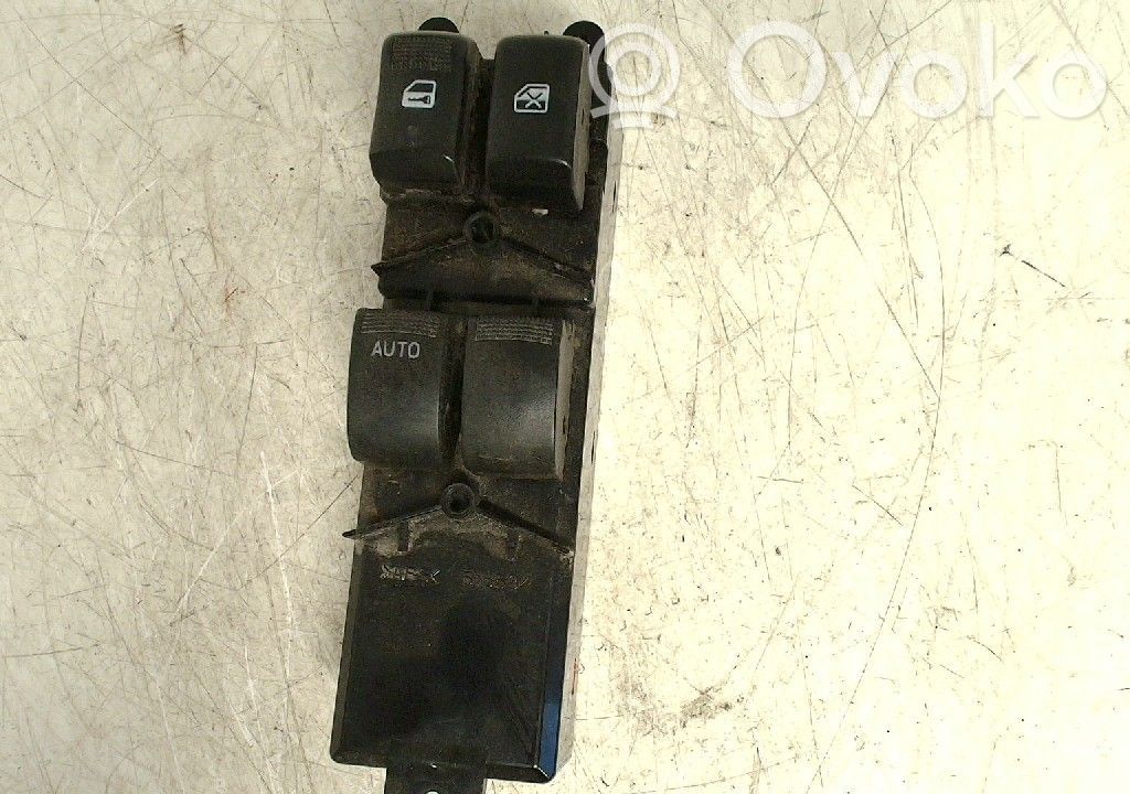Interruptor del elevalunas eléctrico   8981922530