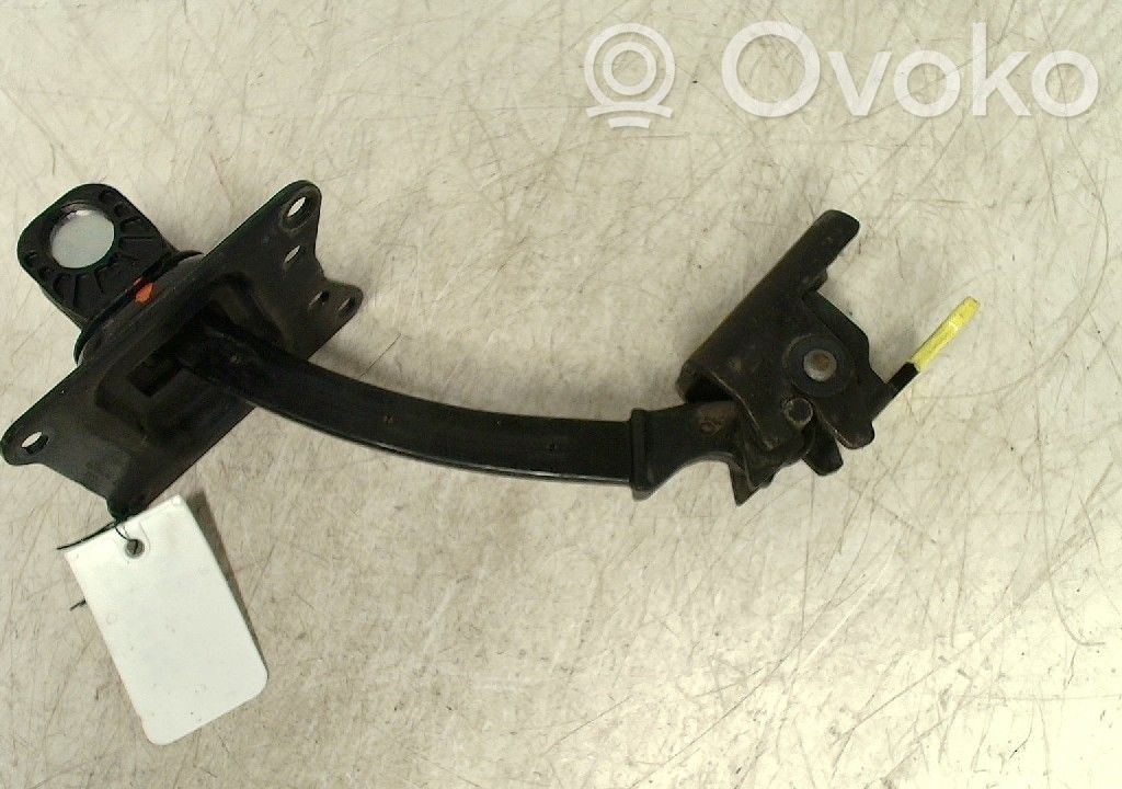 Peugeot Partner III Etuoven pidätin 