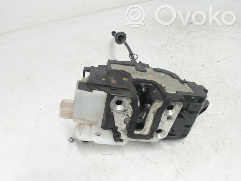 Front door lock   813101H000