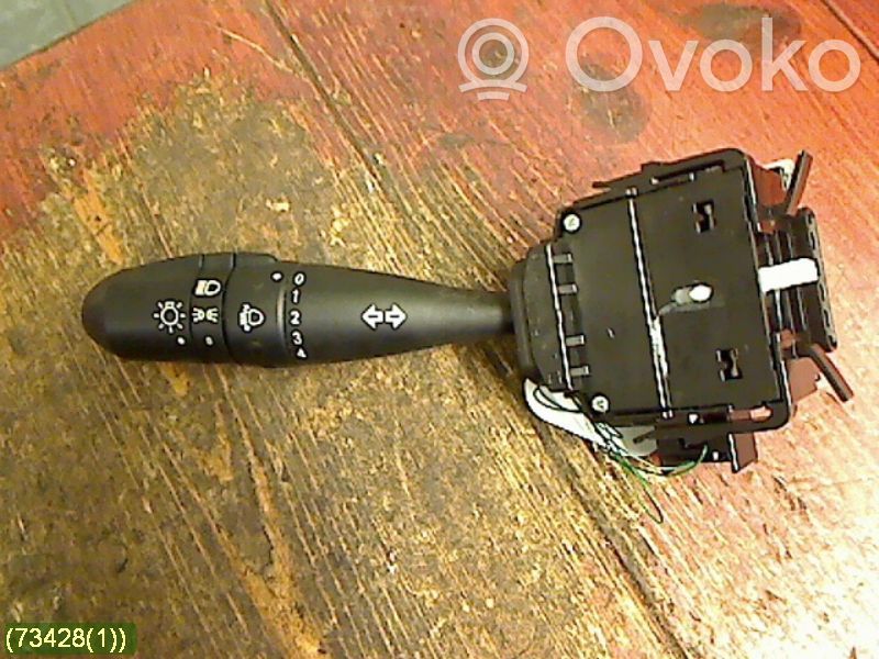 Manetka / Przełącznik kierunkowskazów   Z092968520,0358A66