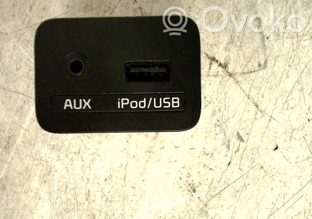KIA Optima Connettore plug in USB