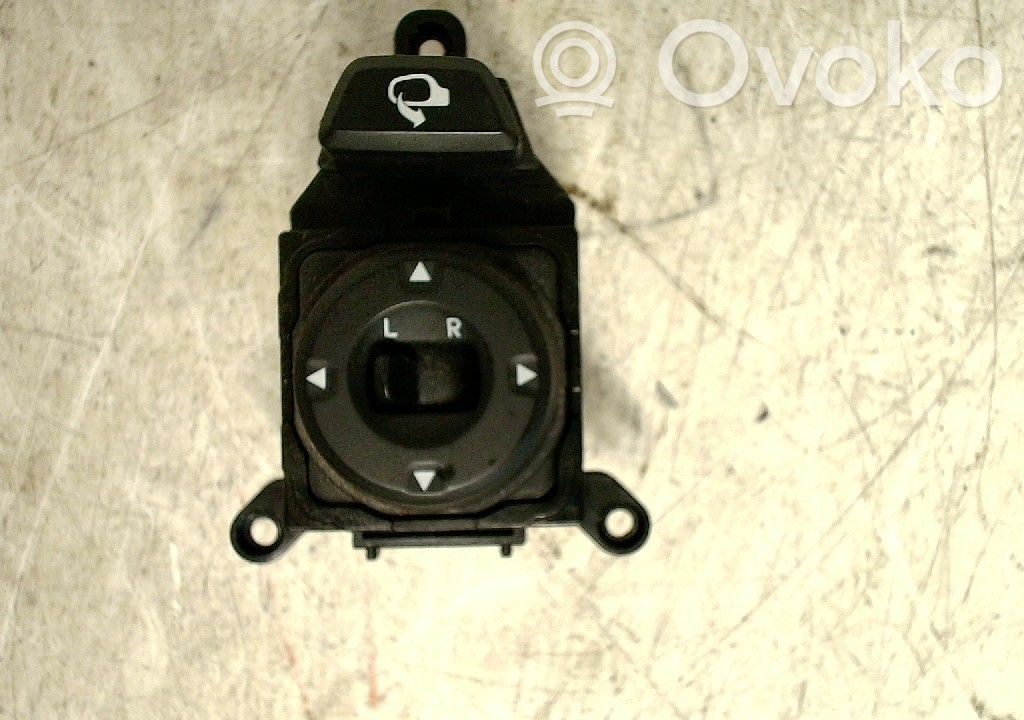 KIA Optima Wing mirror switch 