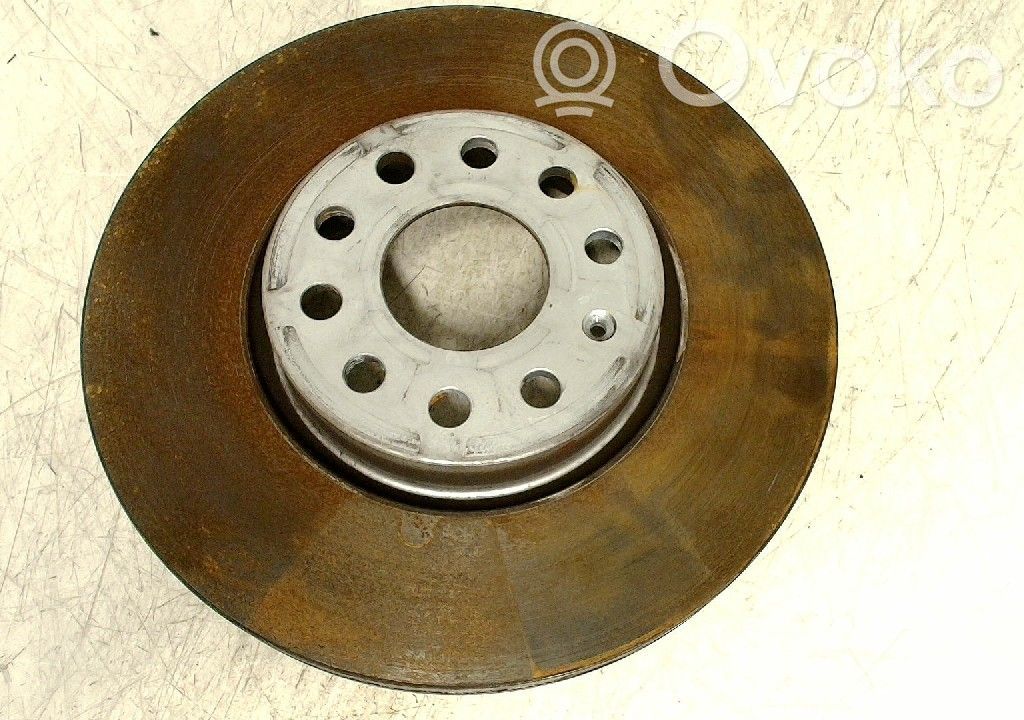 Volkswagen Caddy Etujarrulevy 