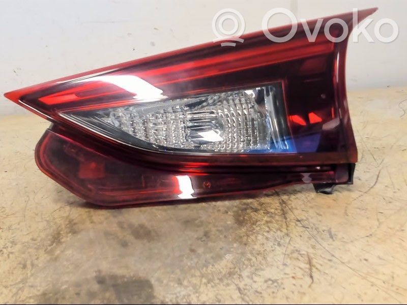 Mazda 3 III Tailgate rear/tail lights 