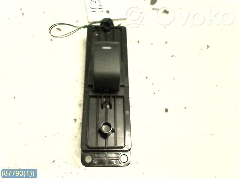 Electric window control switch   GDK466380A,0133T2,5AA869EA04