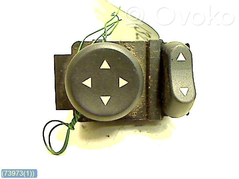 Wing mirror switch   8569