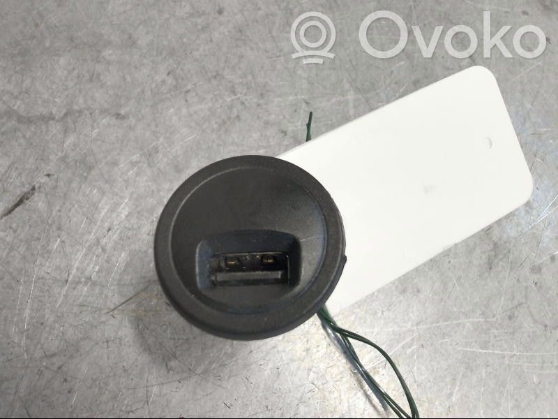 Enchufe conector USB   96645227ZD,9664795277