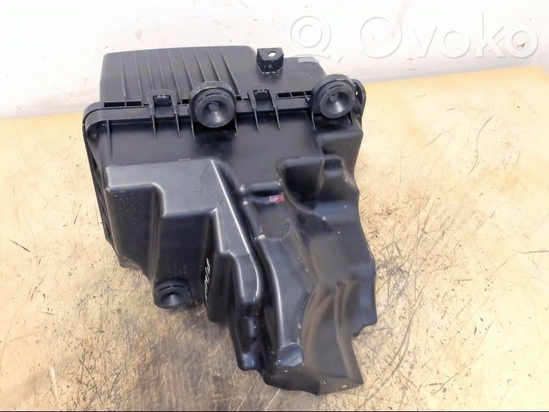 Mazda 6 Air filter box 