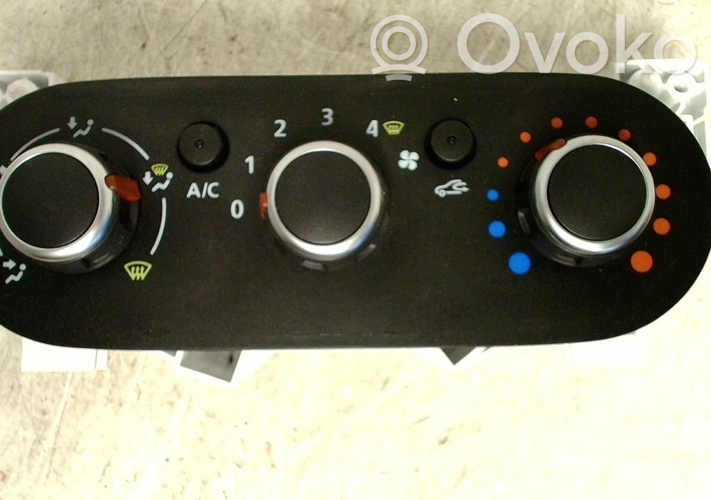 Renault Trafic III (X82) Climate control unit 