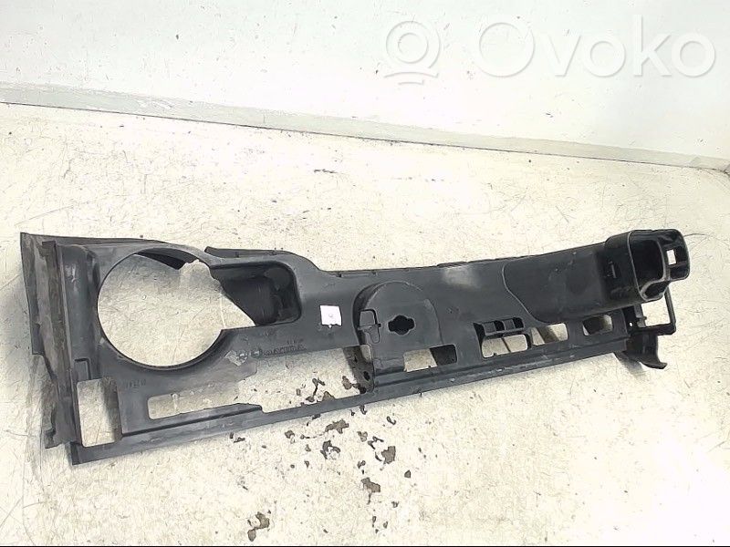 Volvo V70 Wlot / Kanał powietrza intercoolera 