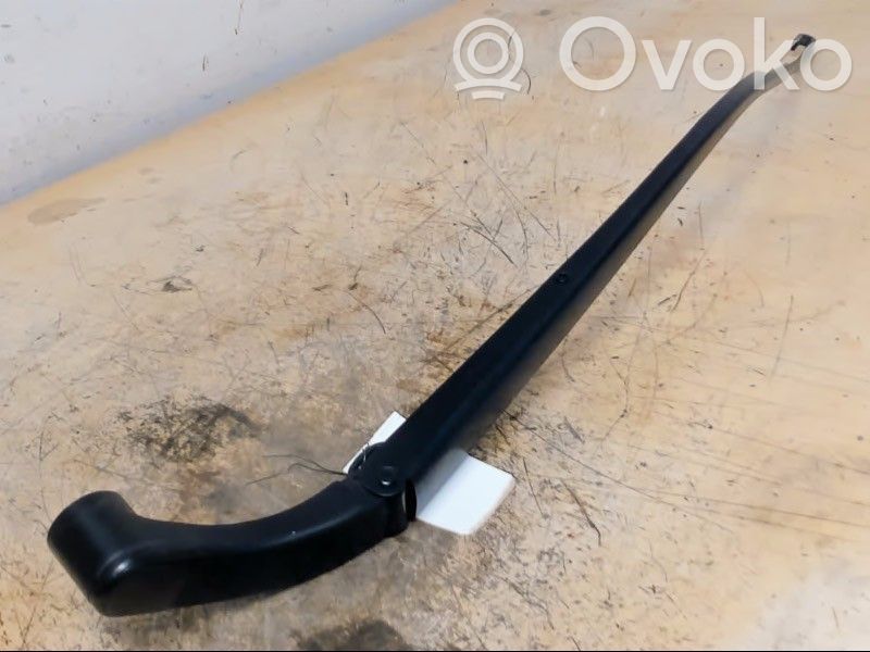 Mazda 3 III Front wiper blade arm 