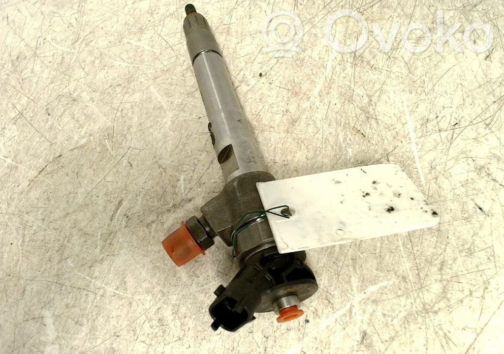 Nissan NV300 Inyector de combustible 