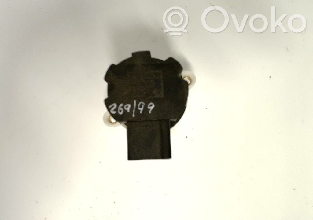Volvo S70  V70  V70 XC Ohjauspyörän lukitus 