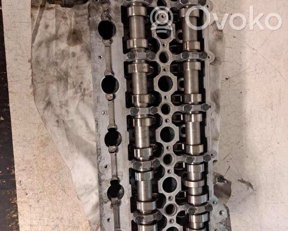 Engine head   8252334,30731988,30731988