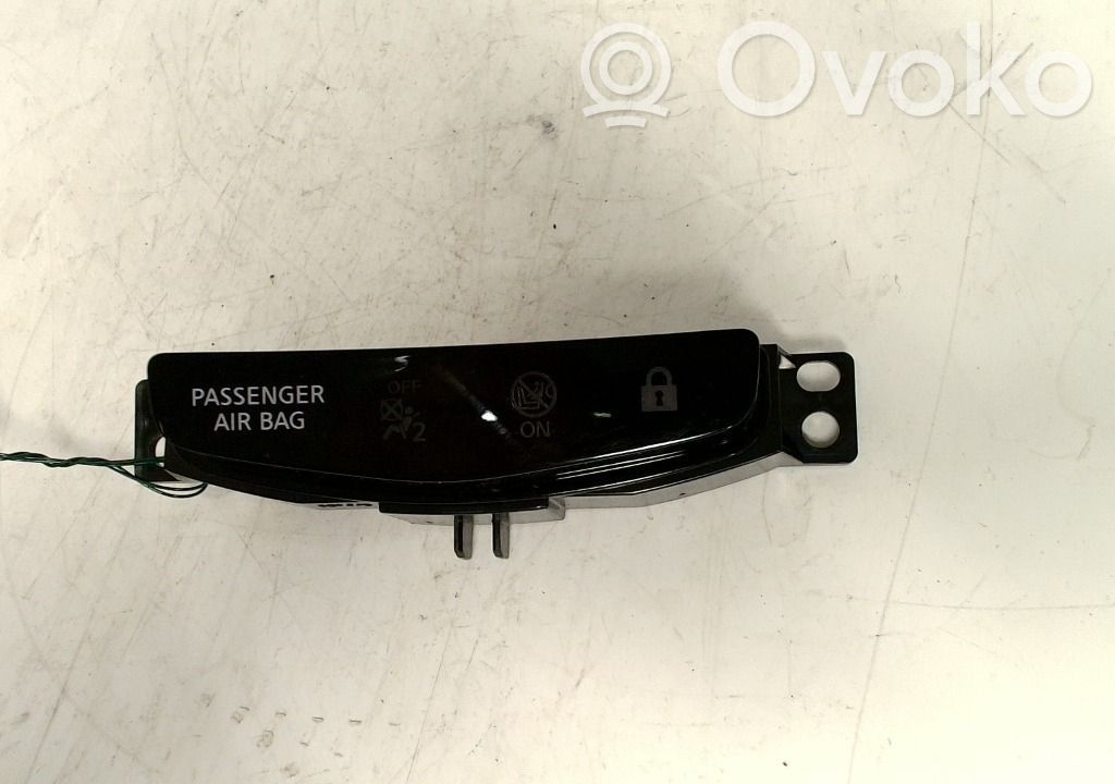 Nissan Qashqai Monitor / wyświetlacz / ekran 