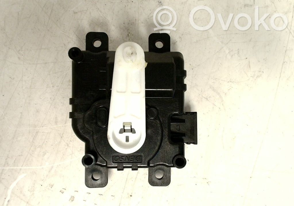 Stellmotor Heizung Klima   1138003480