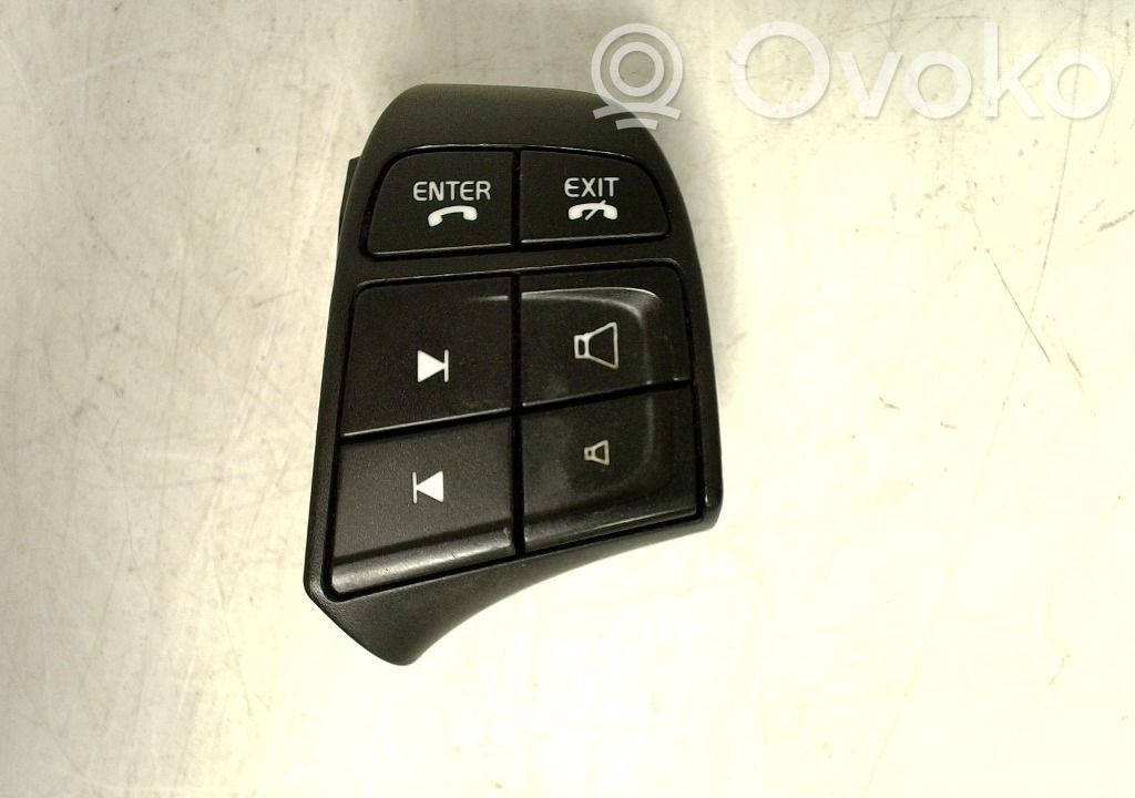 Volvo V70 Przełącznik / Przycisk kierownicy 