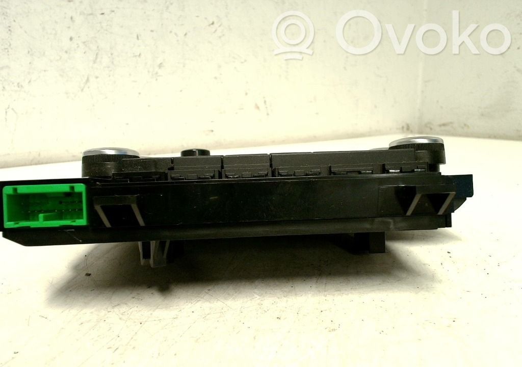 Climate control unit   30782903,M3111100172,30782903