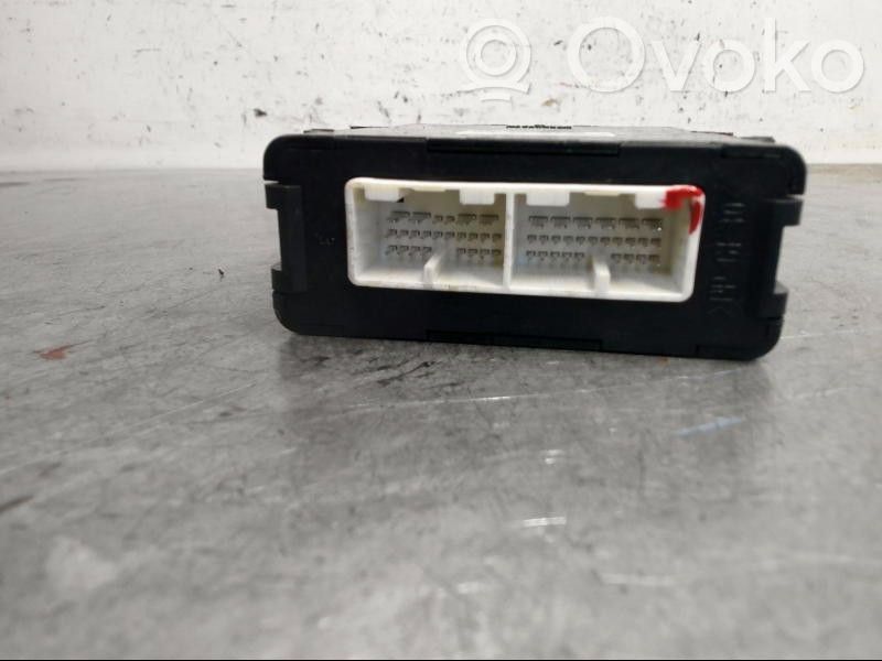 Toyota Auris E180 Gearbox control unit/module 