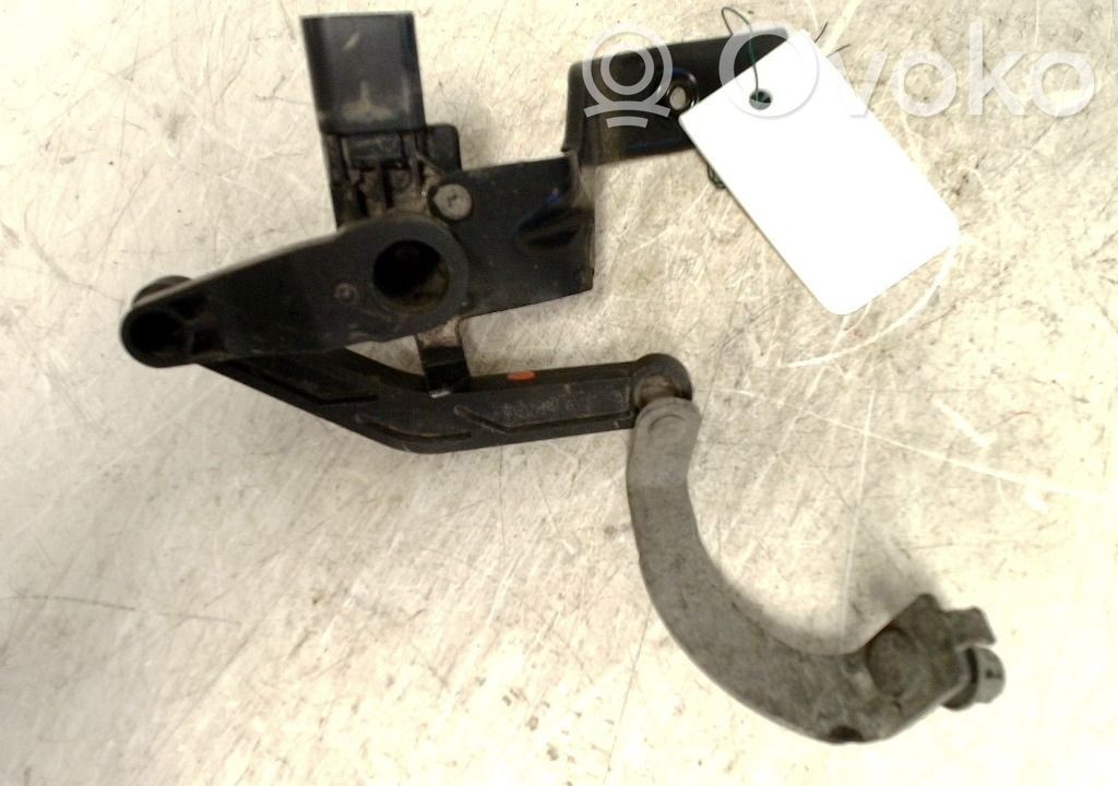 Skoda Octavia Mk4 Headlight/headlamp level sensor 
