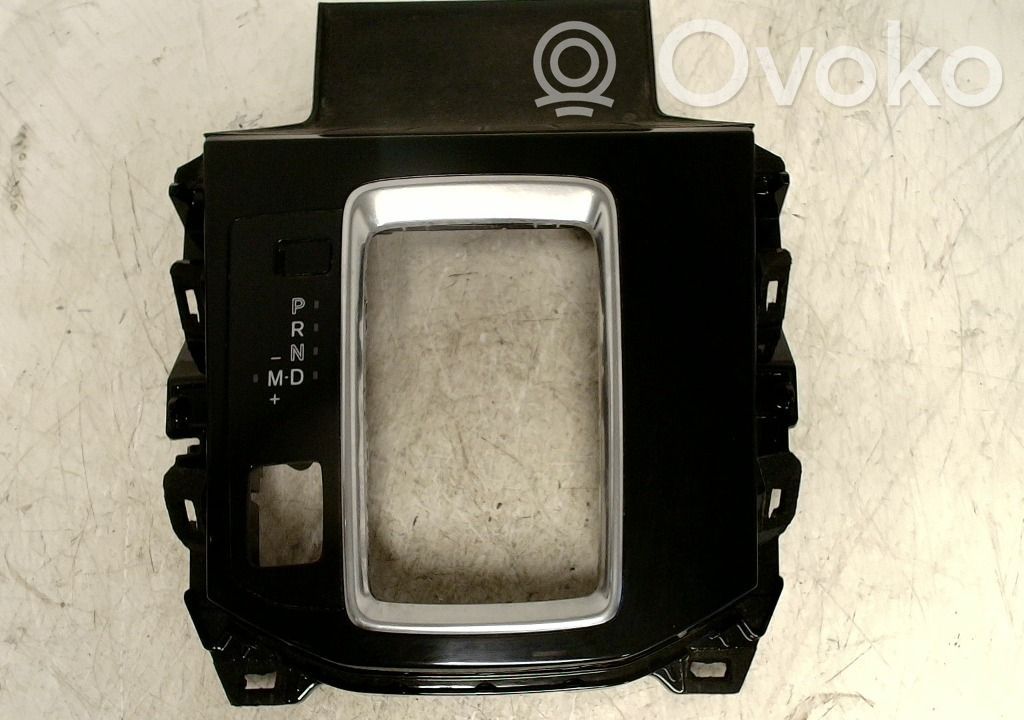 Mazda CX-5 II Consola de plástico de la palanca de cambios 