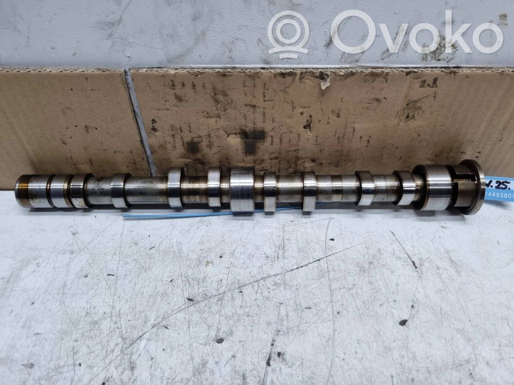 Volkswagen Golf VI Camshaft 