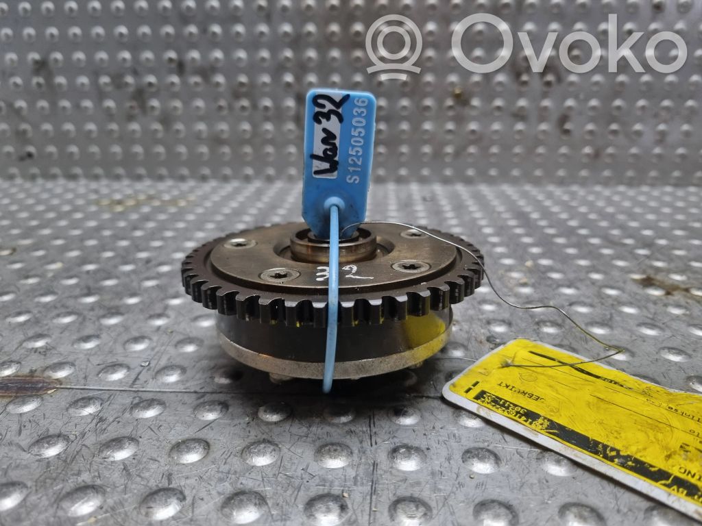 BMW 7 E65 E66 Camshaft pulley/ VANOS 