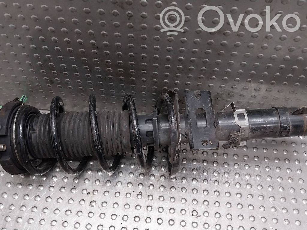 Volkswagen Polo IV 9N3 Amortyzator przedni 