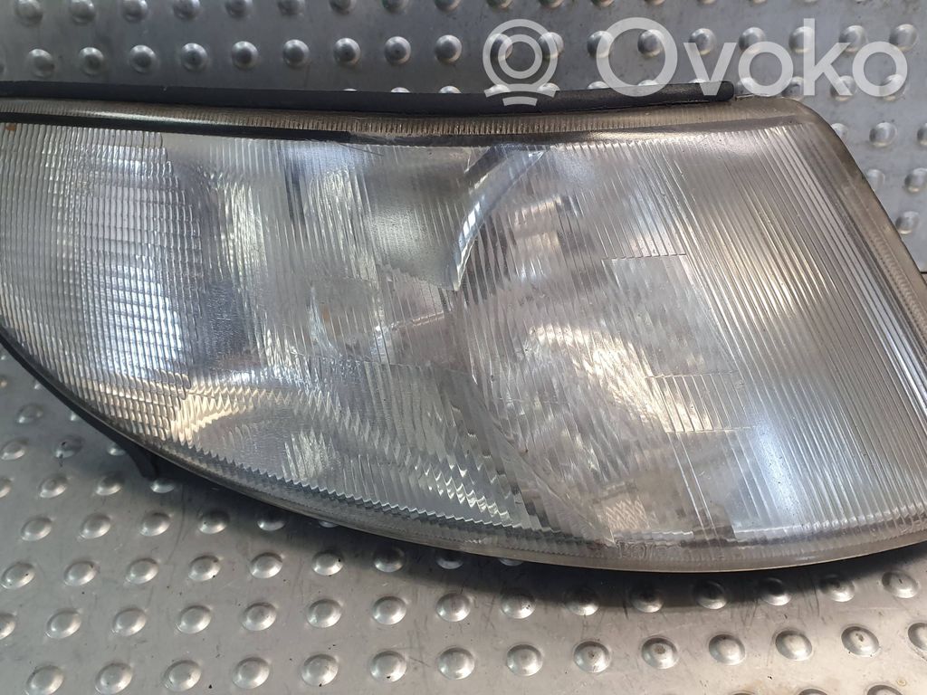 Front indicator light