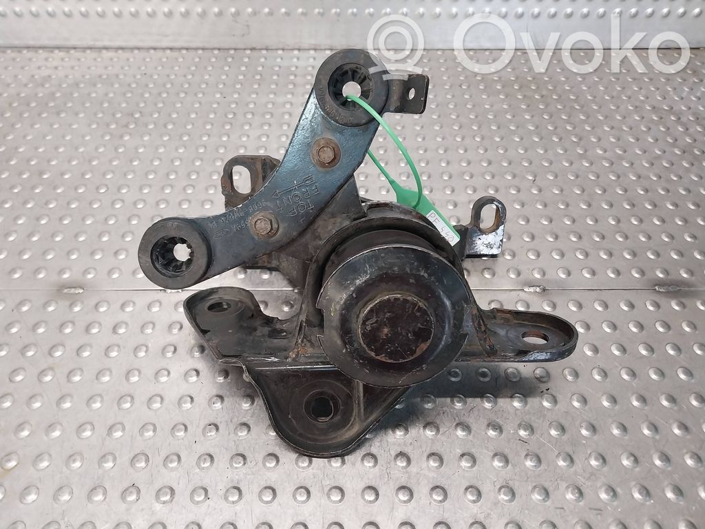 Ford Mondeo MK II Gearbox mounting bracket 