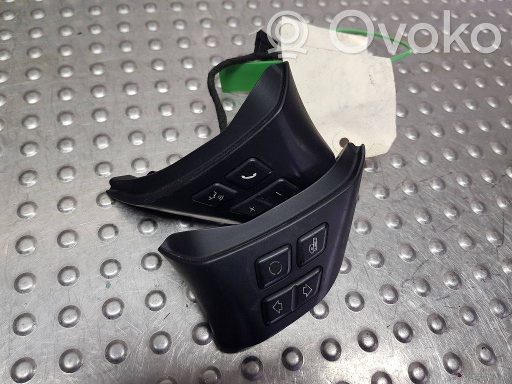 BMW 1 E81 E87 Butoane/comutatoare pe volan 
