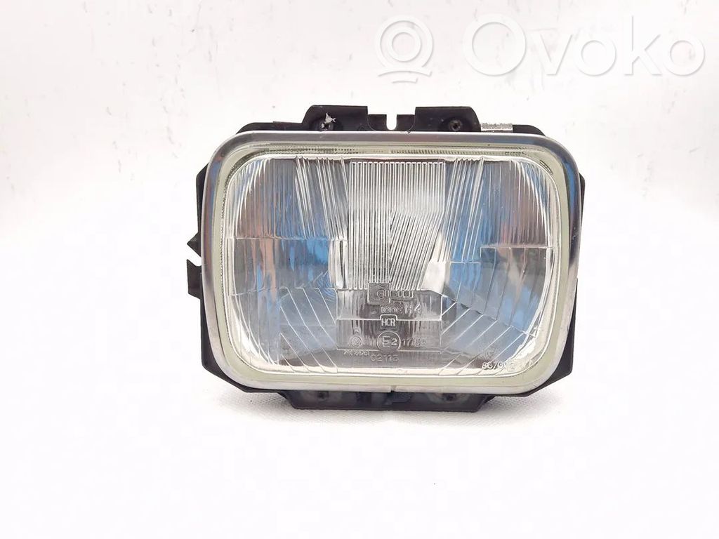 Jeep Cherokee XJ Phare frontale 