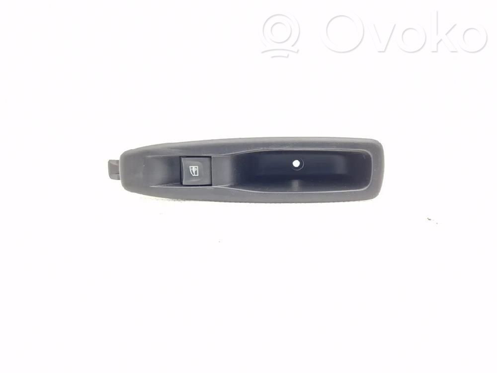 Renault Clio IV Electric window control switch 